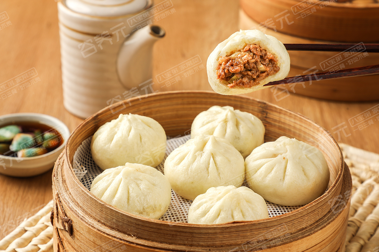 手工猪肉大葱小笼包